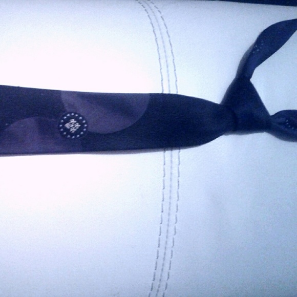 "Vintage-Class" Dapper Old-School Navy Blue Tie - Picture 5 of 5